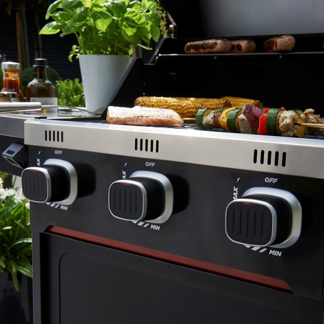 Norfolk Grills Atlas BBQ with Side Burner & Cabinet - Picture 10 of 23