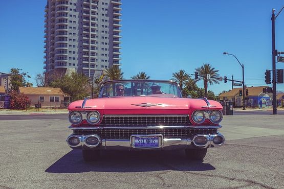 neonbrand-lHxEELcE3Rs-unsplash