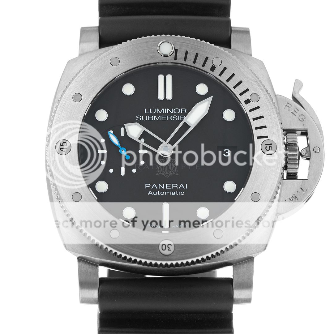 Panerai PAM01305 Luminor Titanium Submersible Box Papers