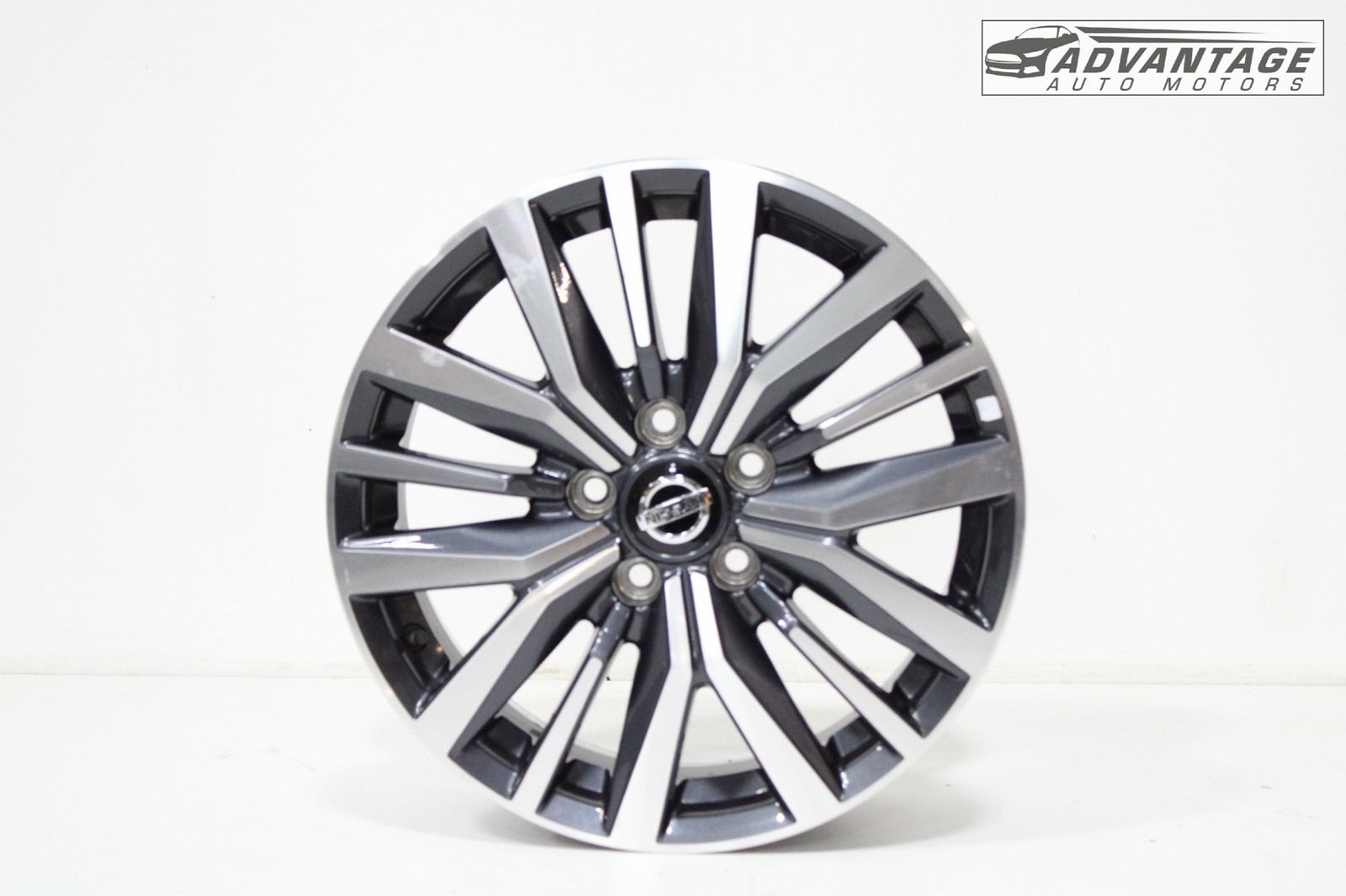 2021-2024 NISSAN KICKS WHEEL RIM 17X6.5J 45 & TPMS SENSOR & CENTER
