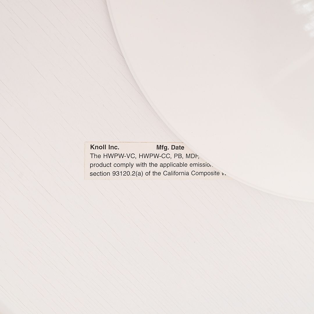 2009 Eero Saarinen for Knoll Studio Tulip Round Dining Table with 42" Oak Top