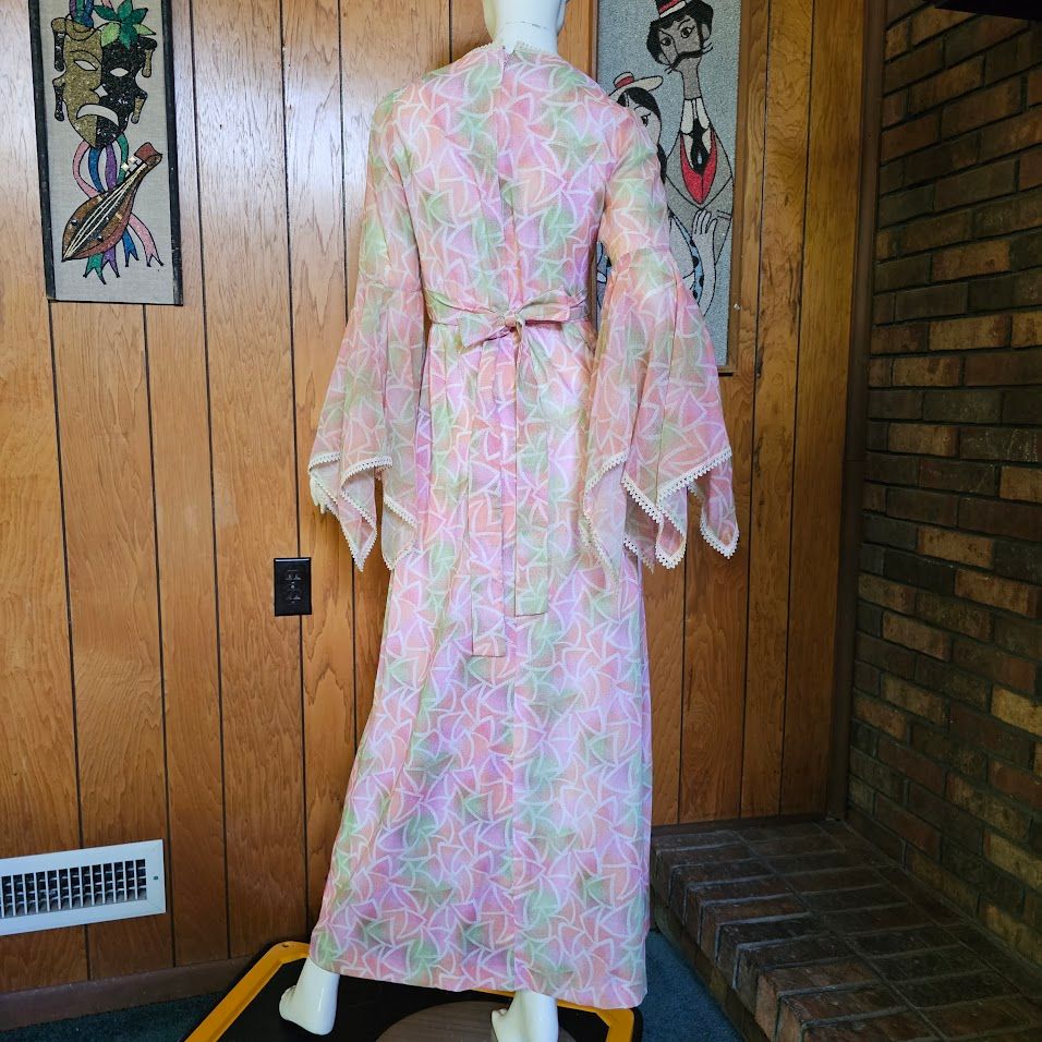 Vintage 70s Scarf Angel Sleeve Woodstock Hippie Pink