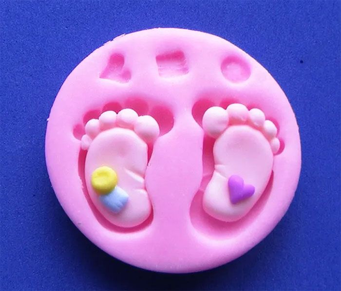 Molde en silicona Pies bebe para recordatorios nacimientos baby shower