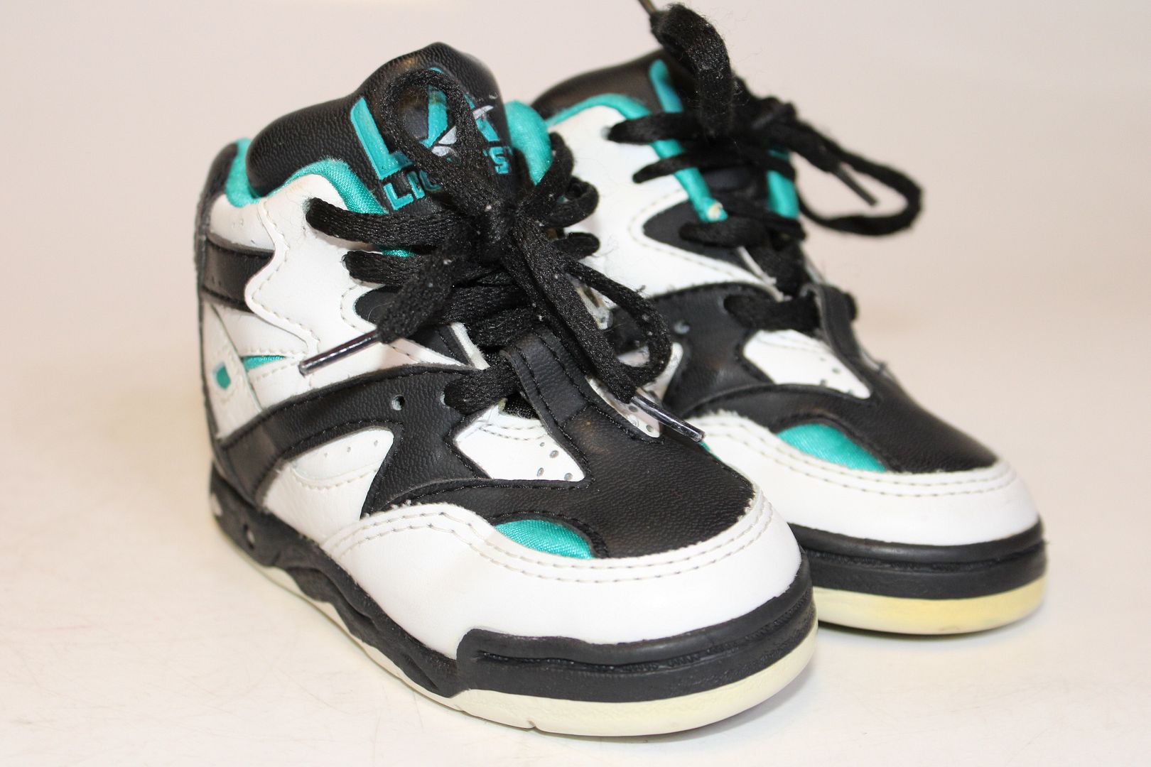 L.A. Gear Vintage 1992 Kids Boys 5.5 21.5 RARE Lace Up