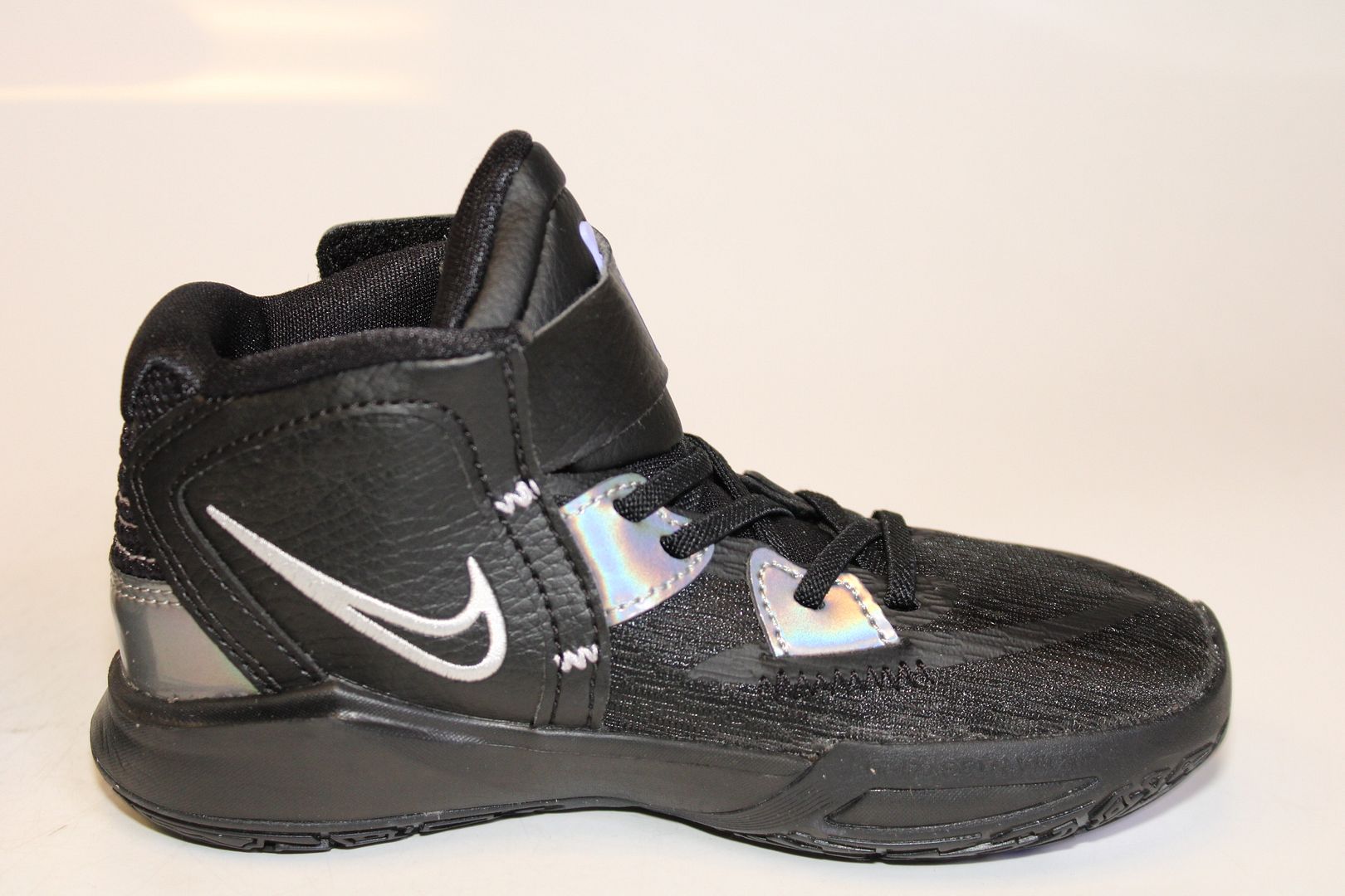 カイリー ナイキ キッズ インフィニティ バッシュ Nike Kyrie