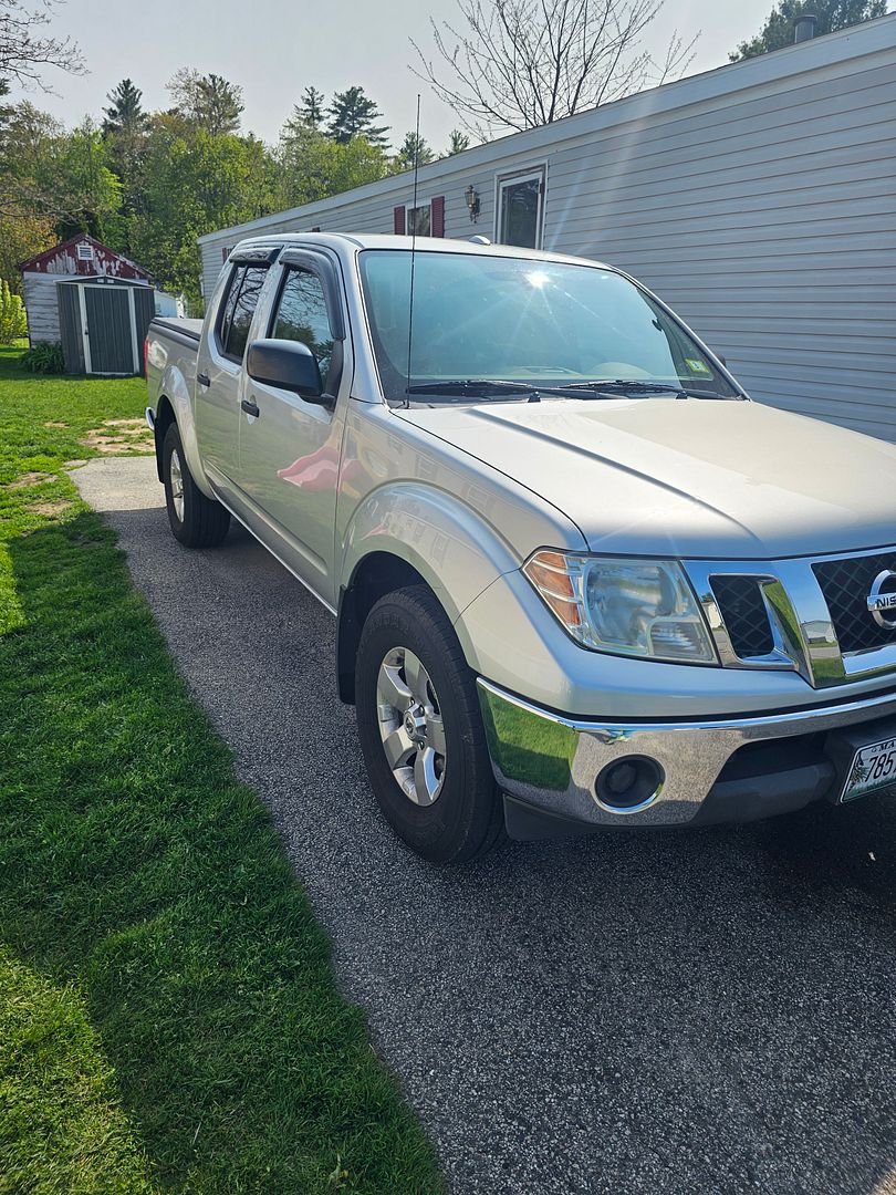 2011 Frontier SV