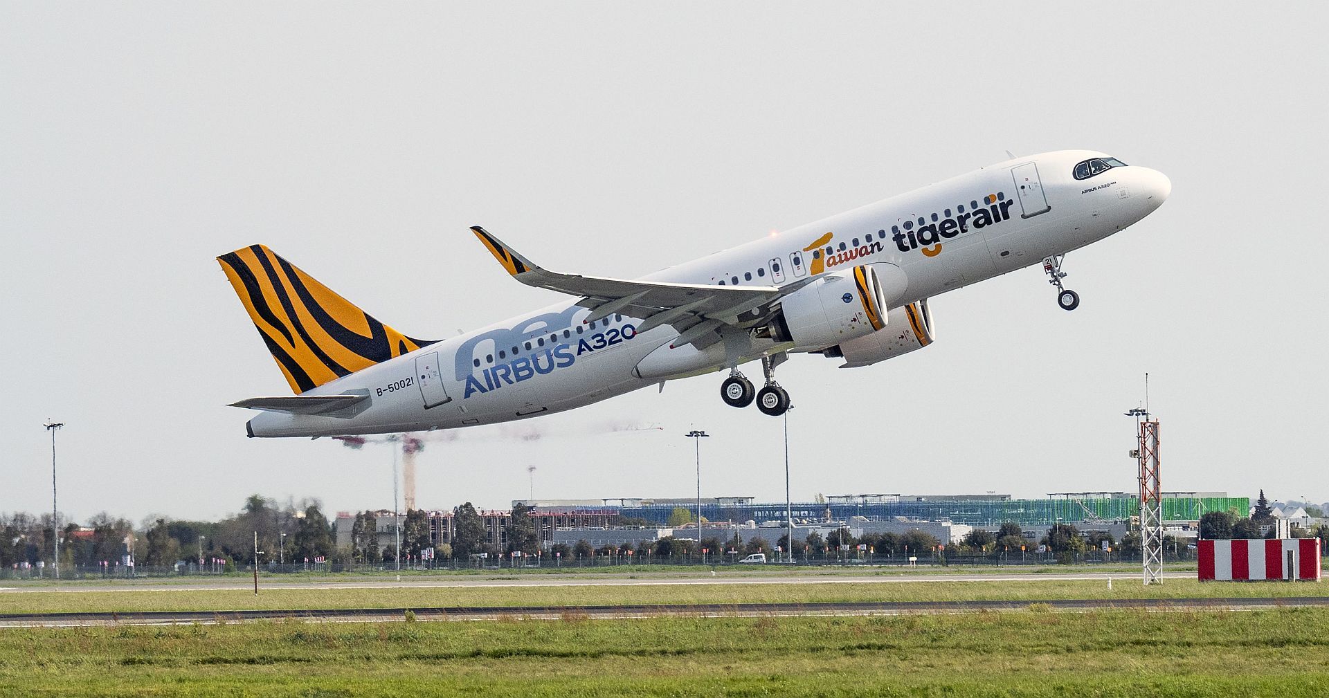 A320neo Tigerair Taiwan MSN 10682 Ferry Flight 007 A320neo Tigerair Taiwan MSN 10682 Ferry Flight 007