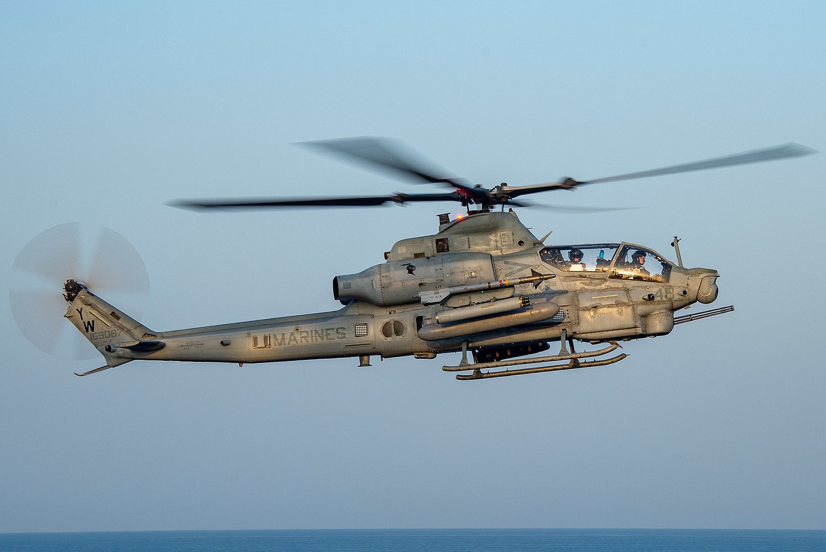 1Z Venom Attached To Marine Medium Tiltrotor Squadron 165 Reinforced 11th Marine Expeditionary Unit 1Z Venom Attached To Marine Medium Tiltrotor Squadron 165 Reinforced 11th Marine Expeditionary Unit