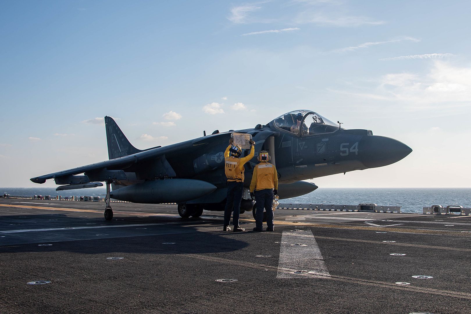 8B Harrier Attached To Marine Attack Squadron 214 11th Marine Expeditionary Unit Conducts Flight Operations With The Amphibious Assault Ship USS Essex