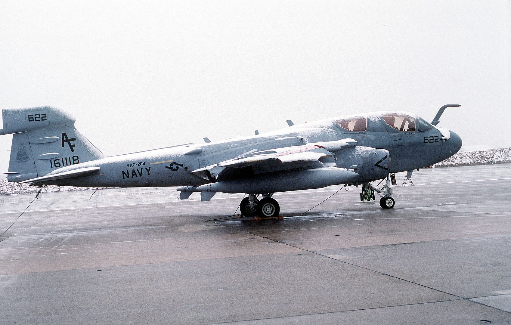 A Right Side View Of A Tactical Electronic Warfare Squadron 209