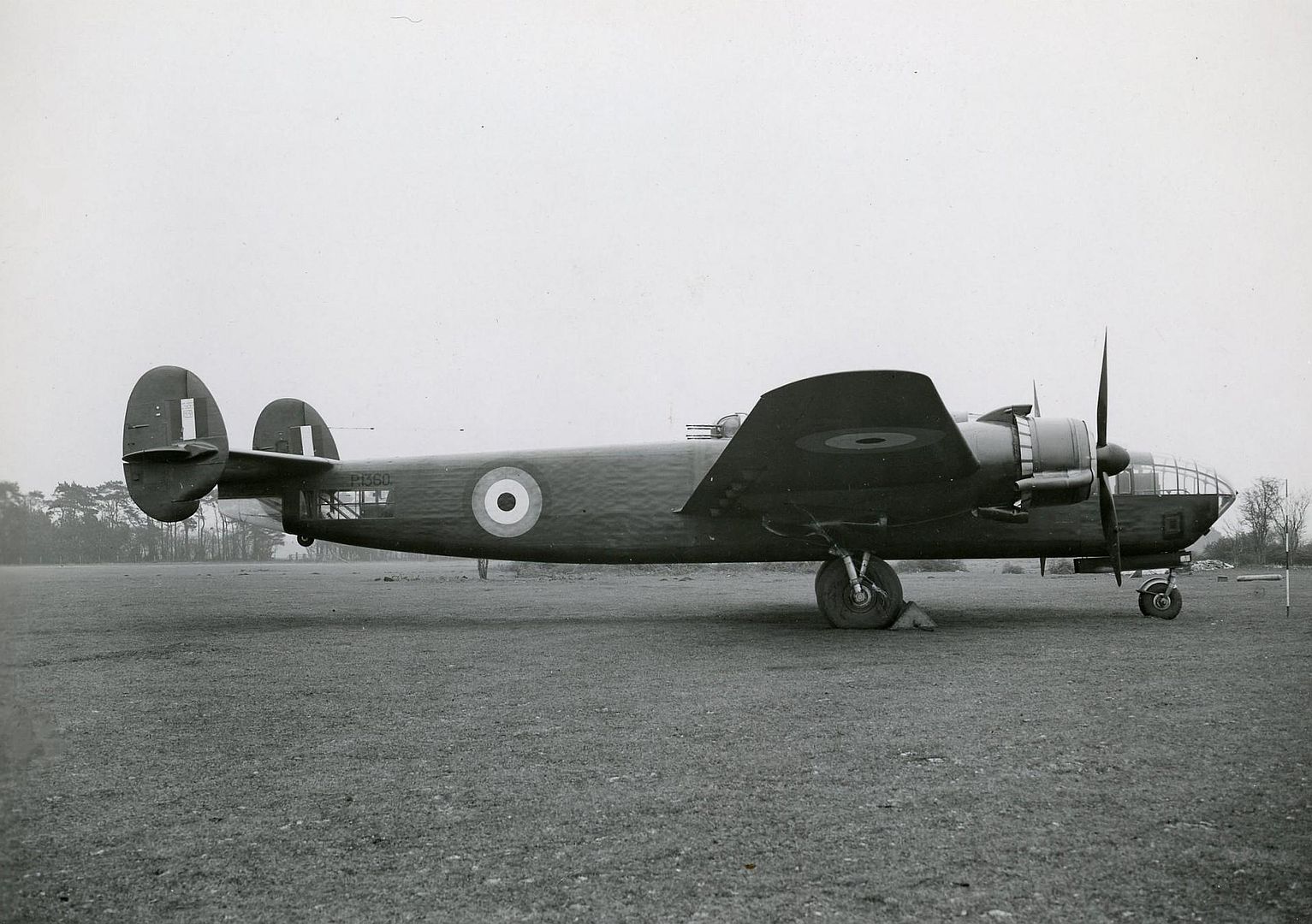 Armstrong Whitworth Albermarle 2