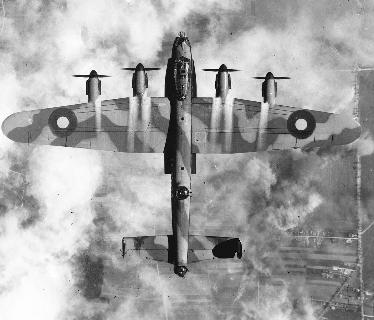 Avro Lancaster Top View