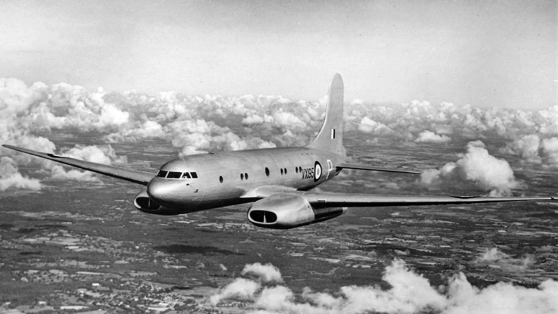 Avro Tudor 8 VX195 C1950 Avro Tudor 8 VX195 C1950