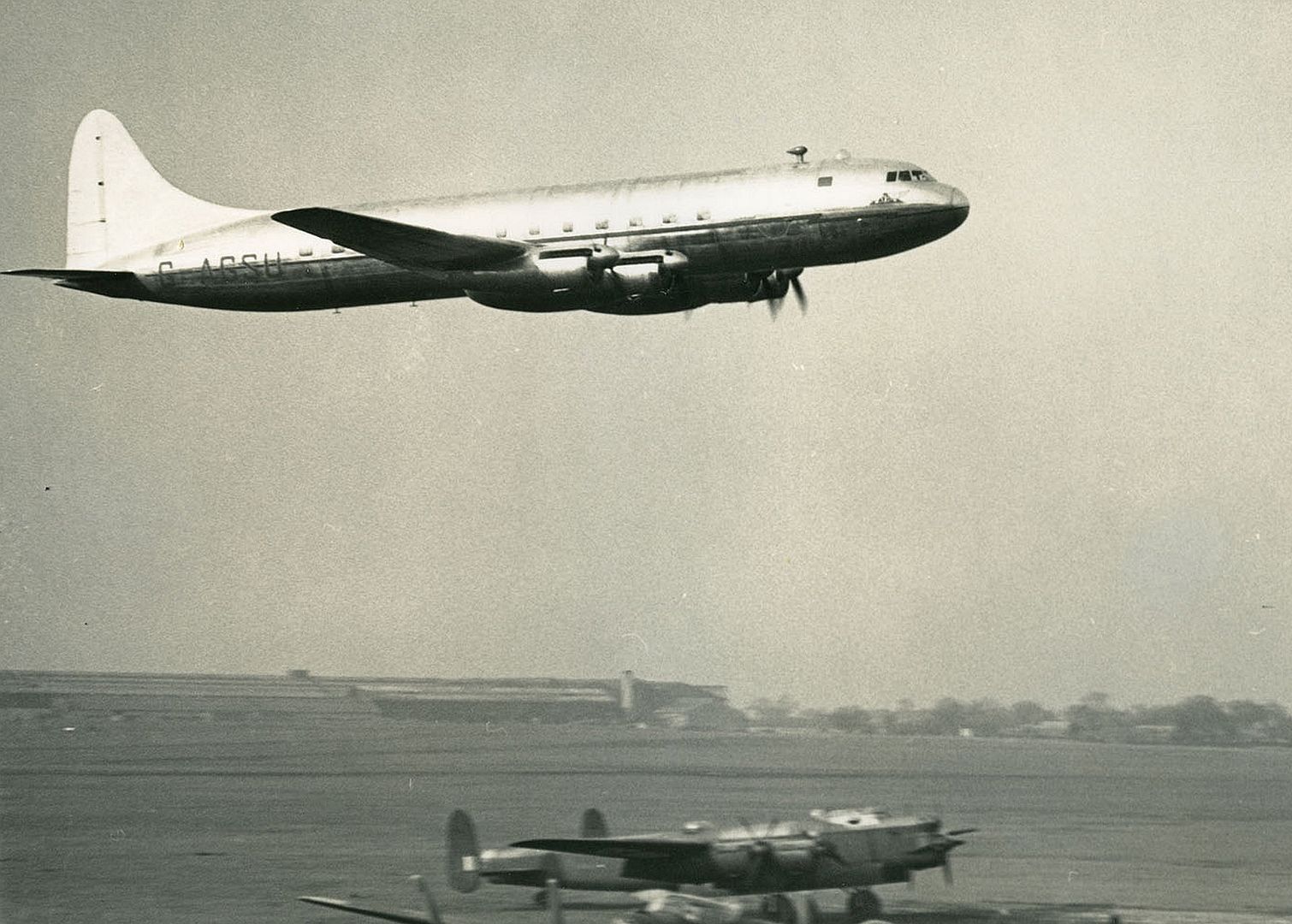 On The Reverse At Avros Woodford 1947  On The Reverse At Avros Woodford 1947