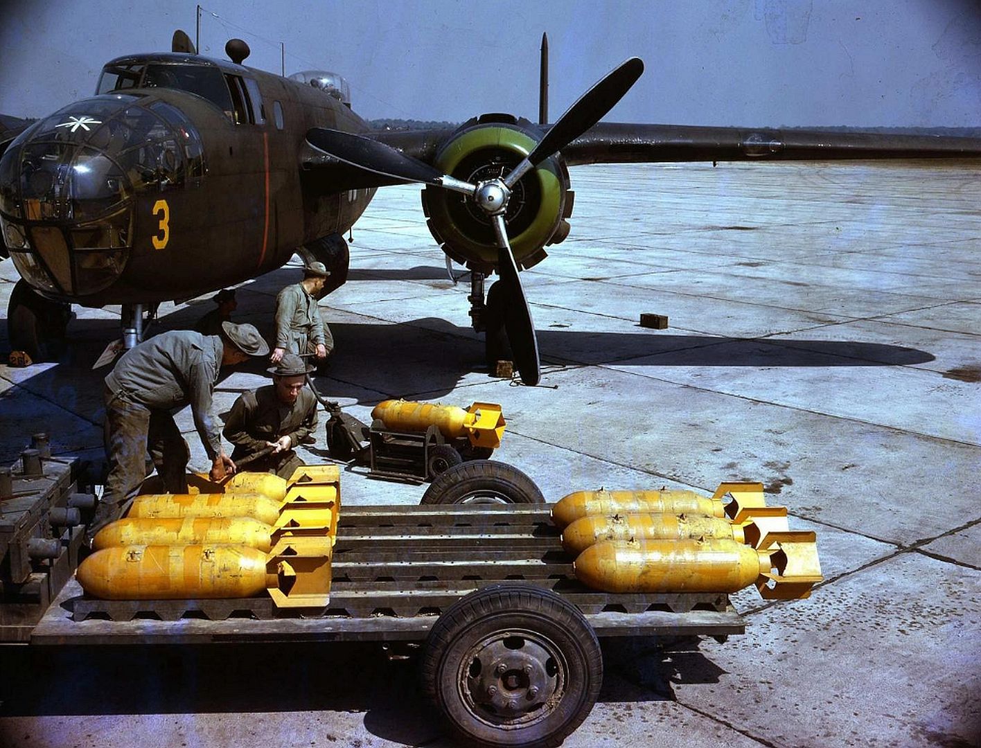 B 25B 1942 250Lb Bomb 3 B 25B 1942 250Lb Bomb 3