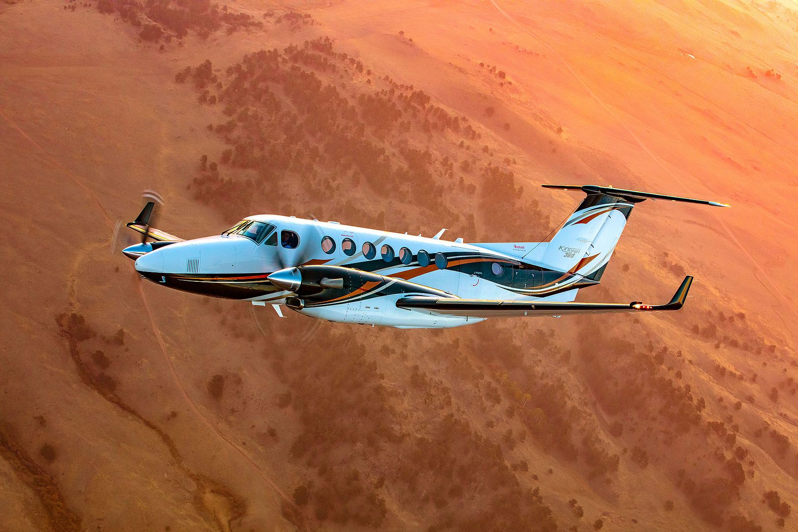 Beechcraft King Air 360 HUCSsqUWGkq9YhWY6LuRtk Beechcraft King Air 360 HUCSsqUWGkq9YhWY6LuRtk