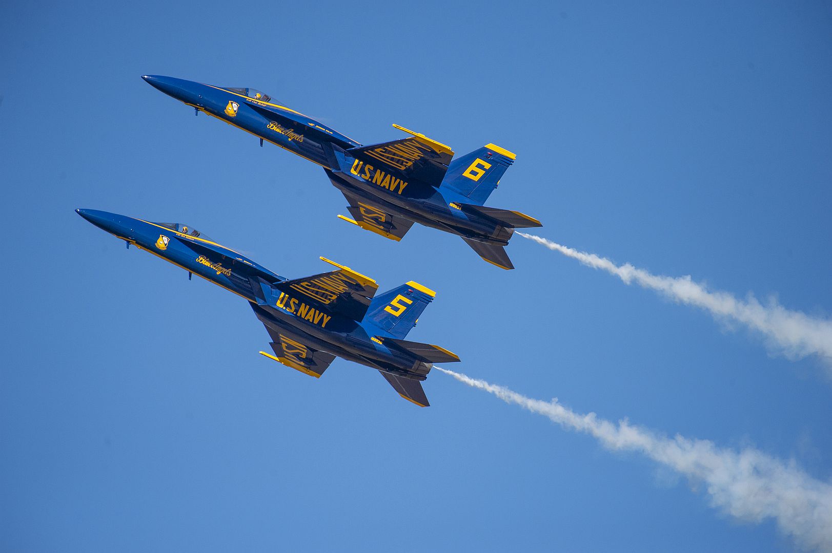 Blue Angels Are Conducting Training Flights Over Pensacola 3