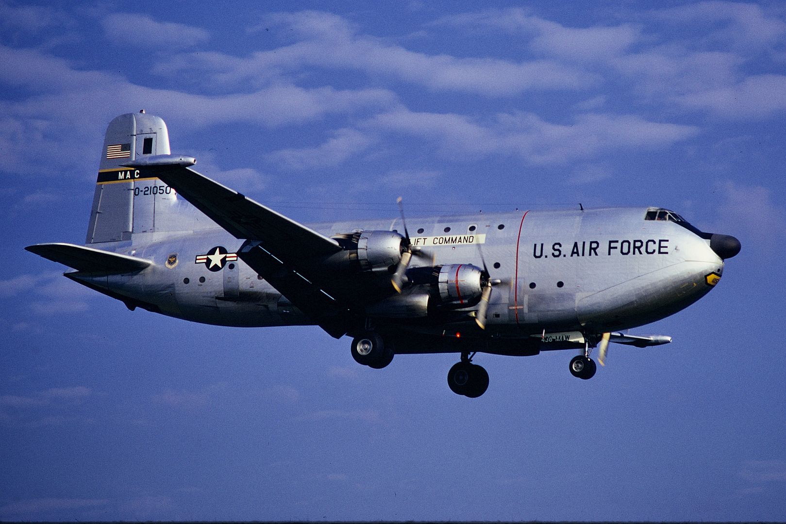 21050 Frankfurt 21050 Frankfurt