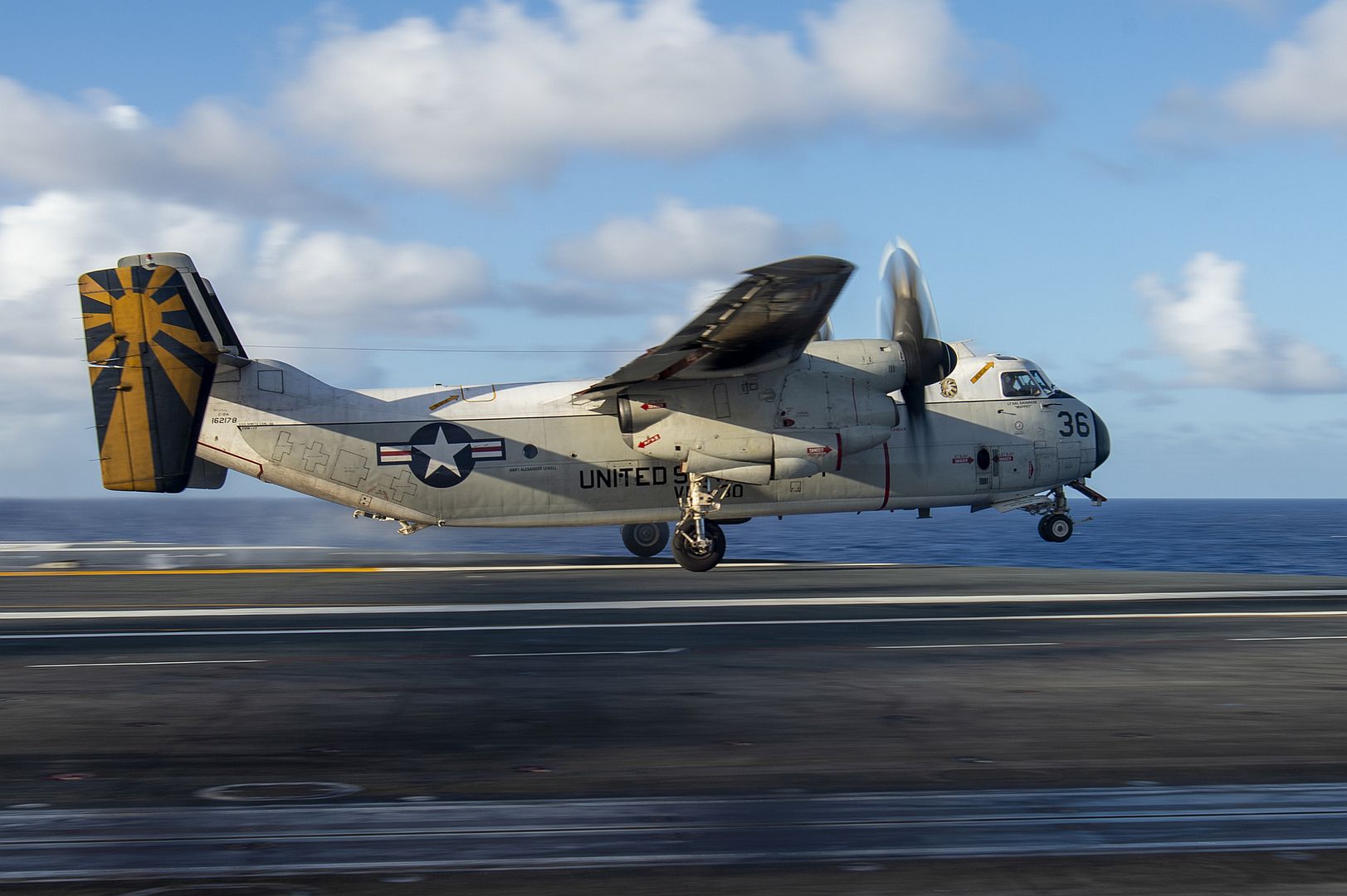 2 Greyhound From The Providers Of Fleet Logistics Support Squadron 30 Launches Off The Flight Deck Of The Aircraft Carrier USS Nimitz V4GV9UNp8CcB2cfMoYnUFw