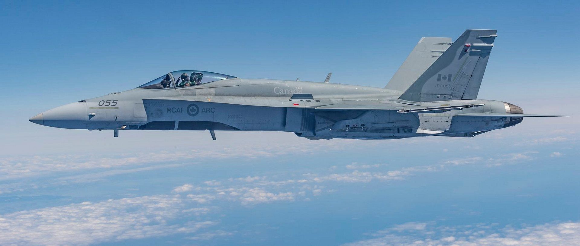 CF 18