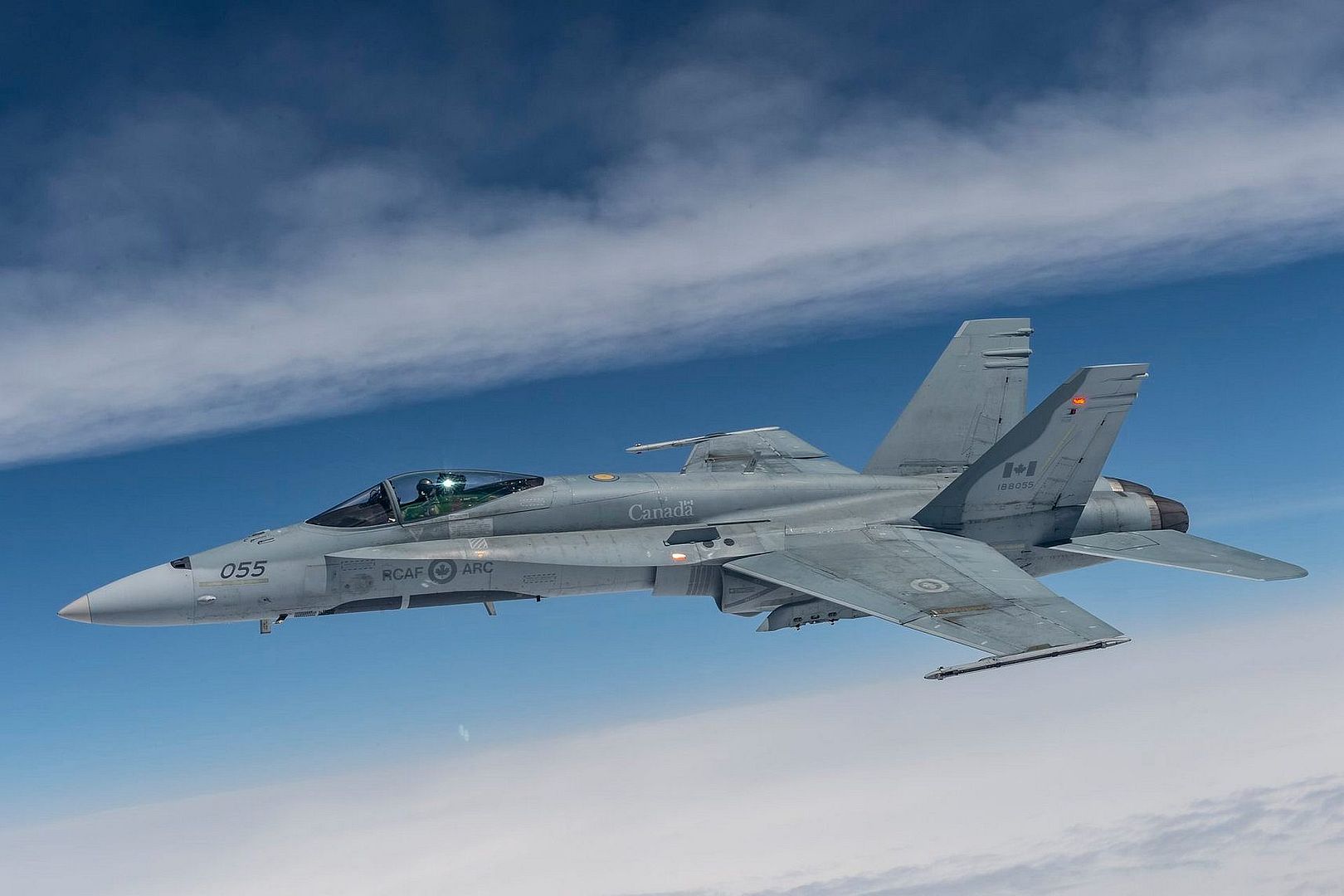 CF 18 2