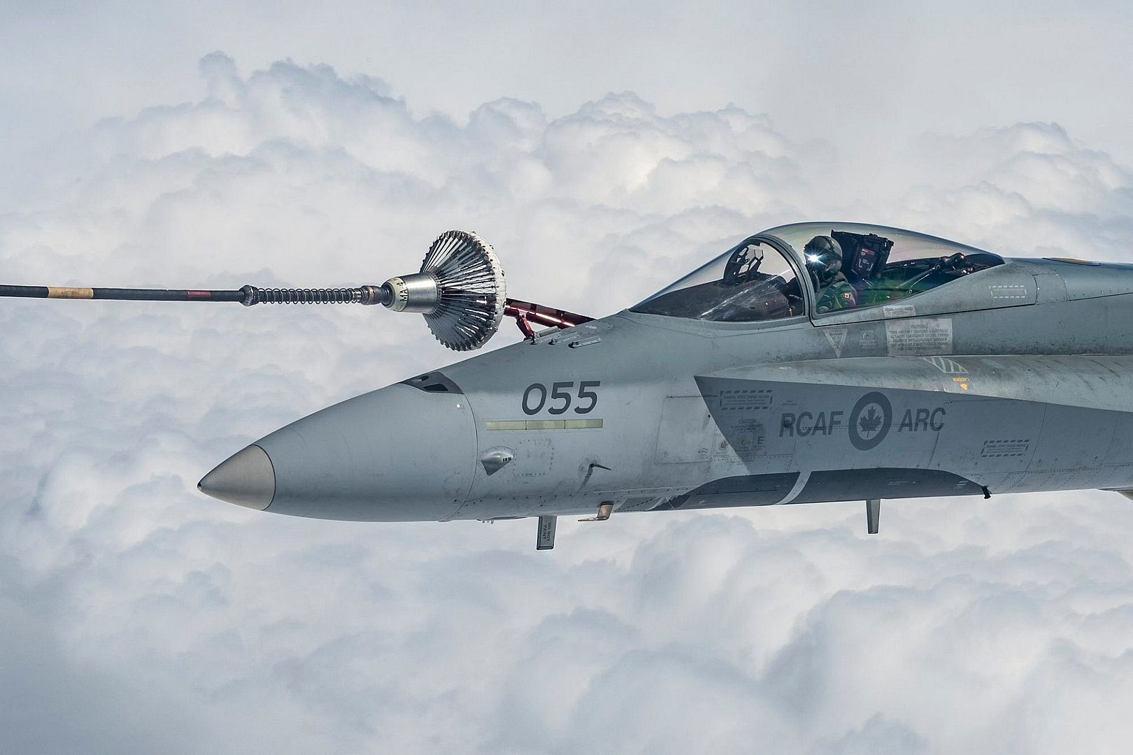CF 18 3