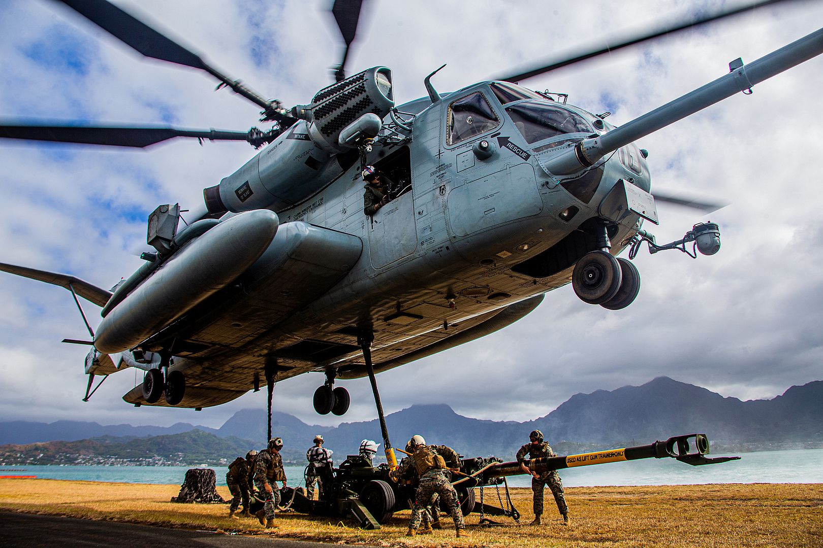 CH 53E During Hoist Lift Operations With Marines From Marine Heavy Helicopter Squadron 463 And 1st Battalion 12th Marine Regiment On Marine Corps Base Hawaii