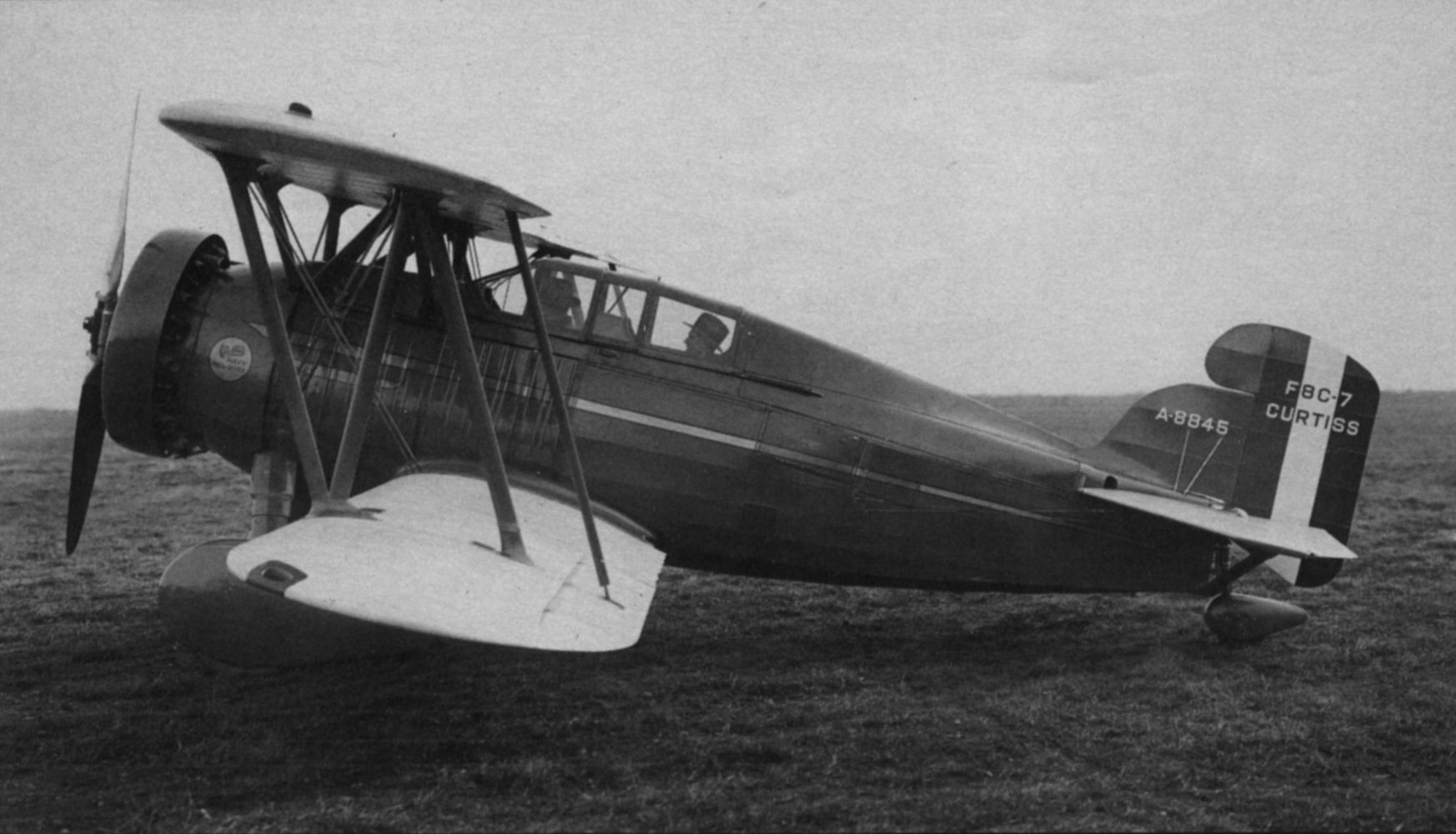 Curtiss F8C 7 L