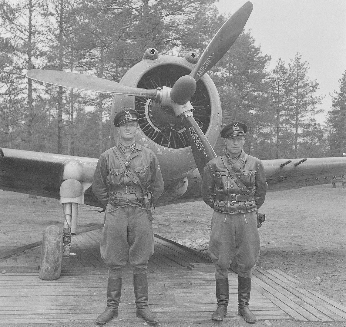 Curtiss Hawk Finnish