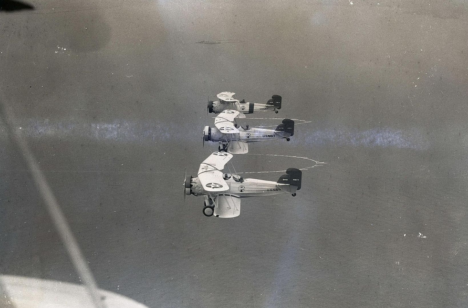 Curtiss O2C 1 Helldiver 6