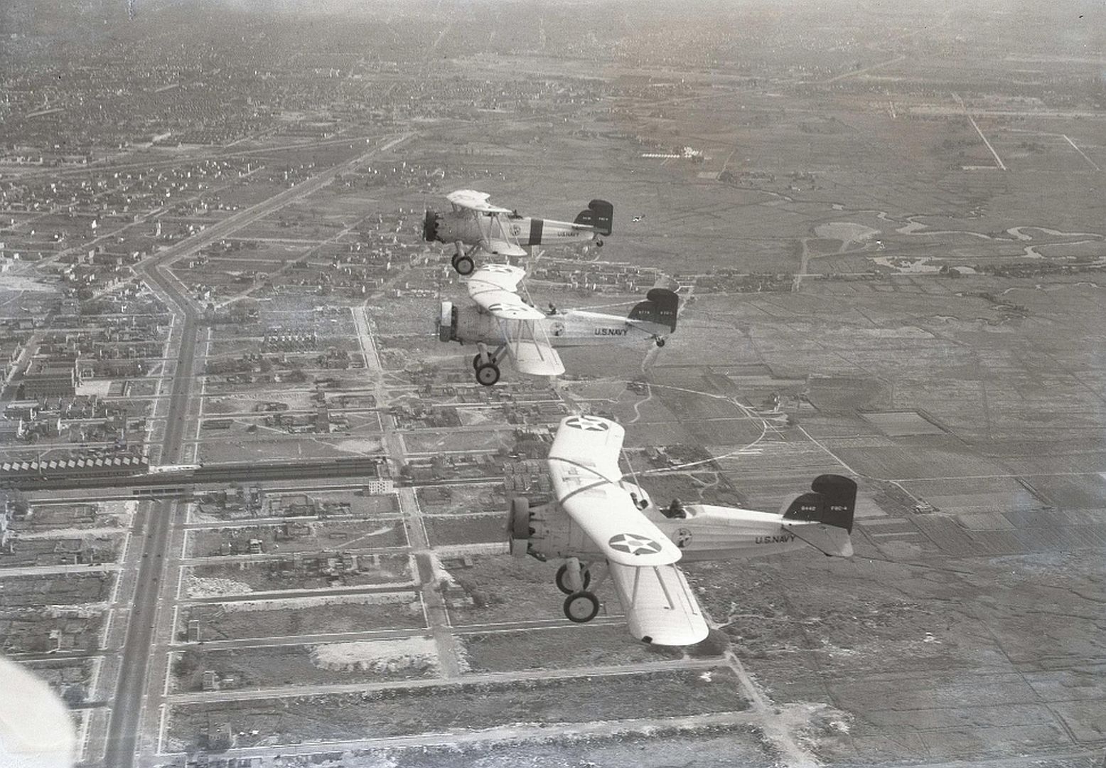 Curtiss O2C 1 Helldiver 9