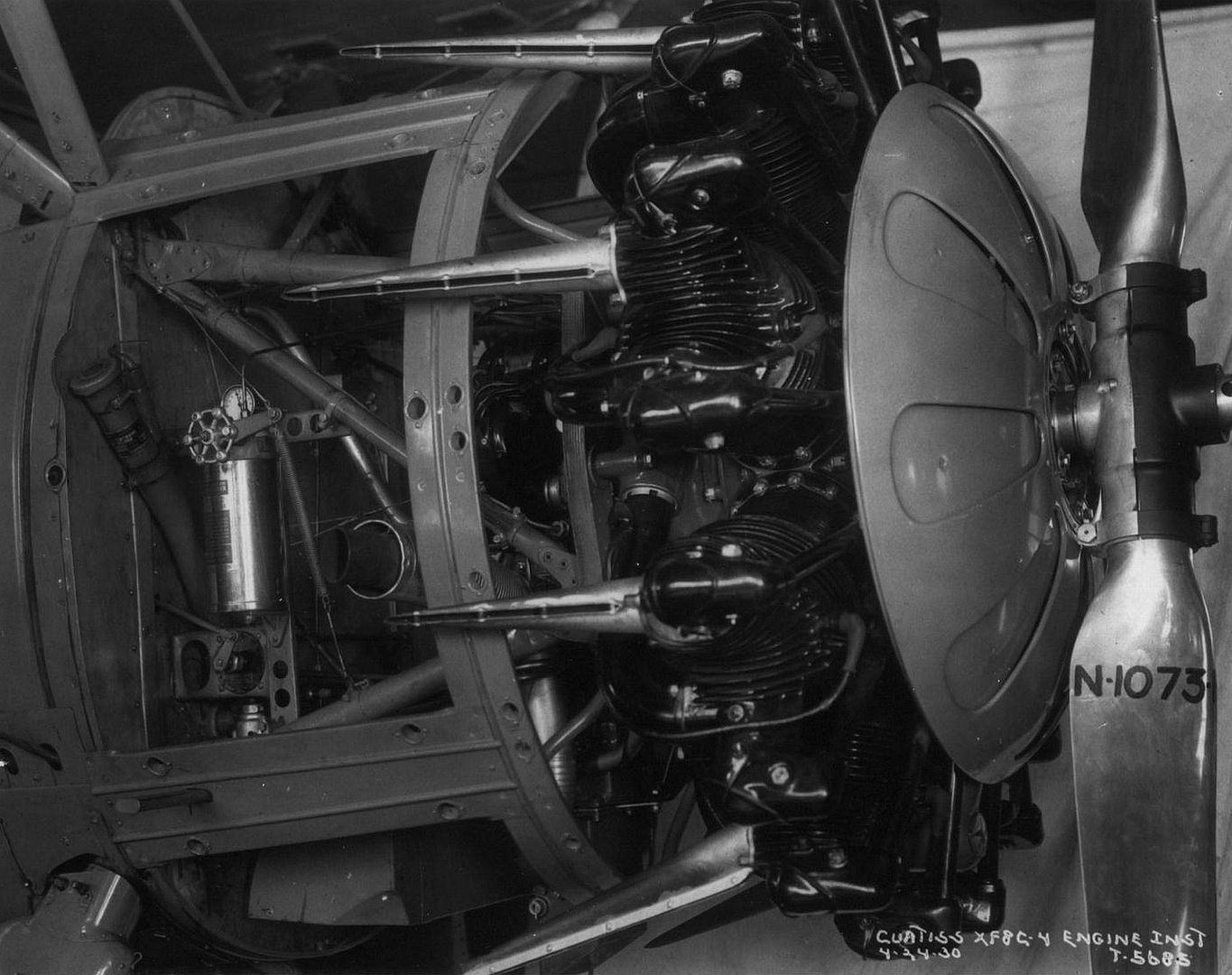 Curtiss XF 8C 4 6 Curtiss XF 8C 4 6