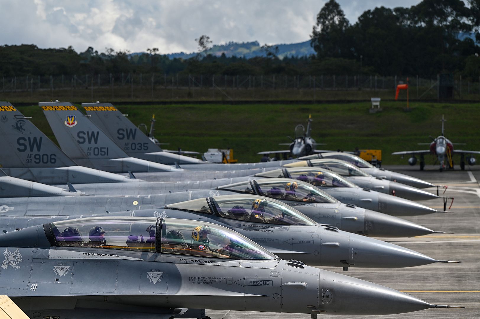 16 Fighting Falcon Pilots Assigned To The 79th Expeditionary Fighter Squadron Prepare To Take Off From Comando Aereo De Combate Number 5