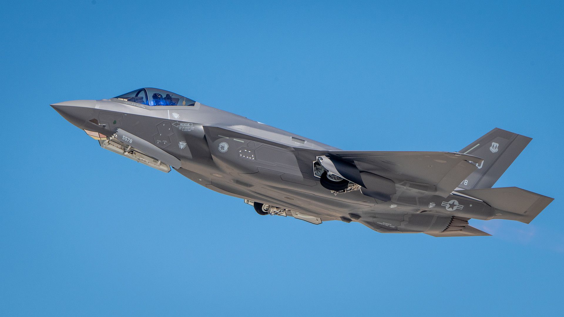 35A Orange Flag 2022 35A Orange Flag 2022