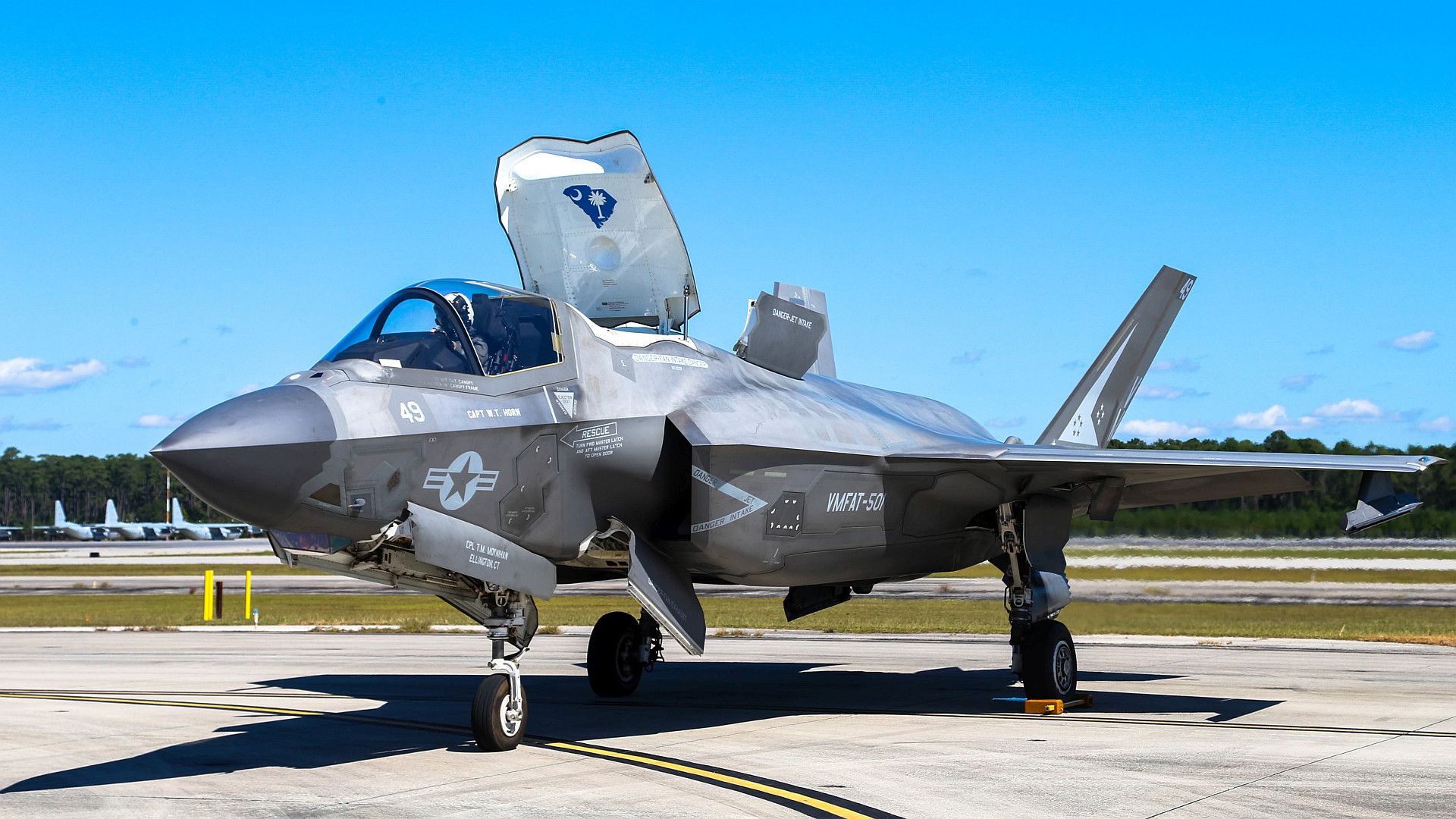 35B Lightning II Jet With Marine Fighter Attack Training Squadron 501 35B Lightning II Jet With Marine Fighter Attack Training Squadron 501