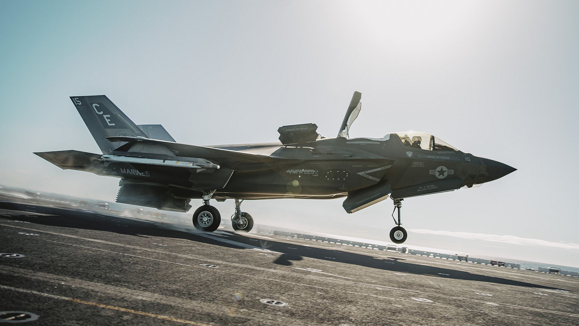  225 15th Marine Expeditionary Unit Takes Off From The Amphibious Assault Ship USS Boxer