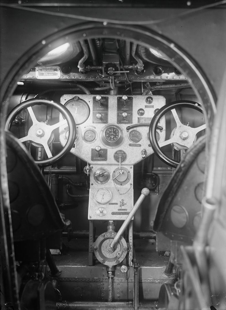 F13 Cockpit
