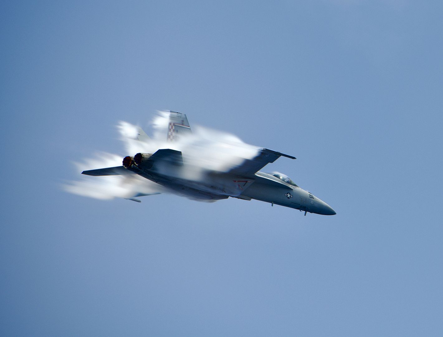 18E Super Hornet Attached To The Fighting Checkmates Of Strike Fighter Squadron 211 Breaks The Sound Barrier During An Air And Sea Power Demonstration July 3 2022