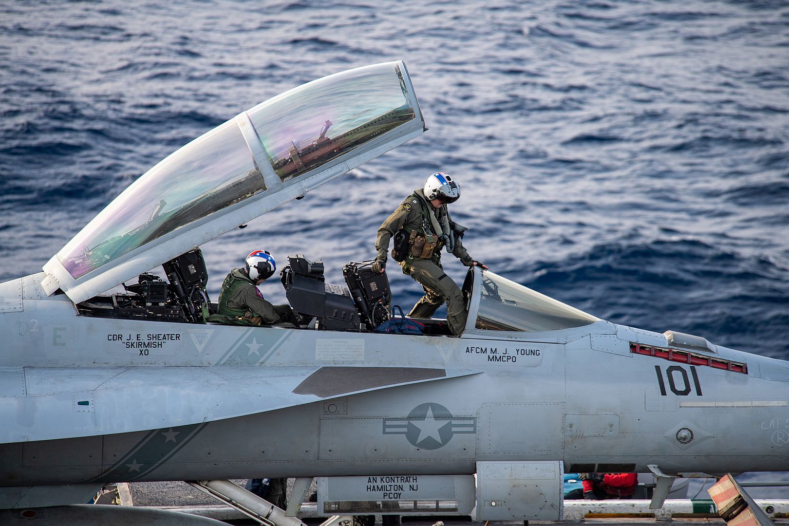 18F Super Hornet Aboard The Aircraft Carrier USS Nimitz 18F Super Hornet Aboard The Aircraft Carrier USS Nimitz