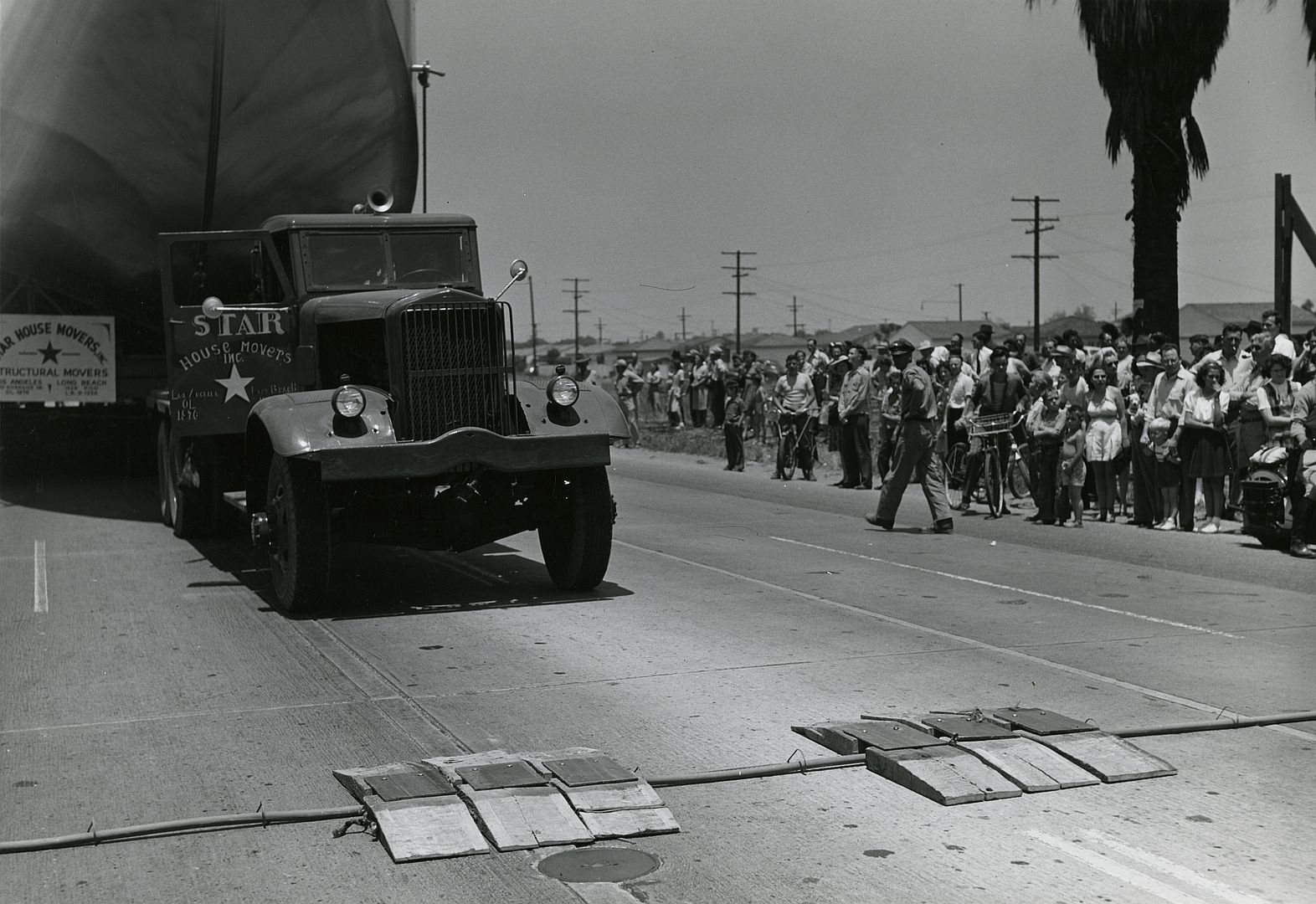 Flying Boat Section Being Moved To The Los Angeles Harbor California June 15 1946 AsDXs9sHYsYyyeGnz7Vdq7 Flying Boat Section Being Moved To The Los Angeles Harbor California June 15 1946 AsDXs9sHYsYyyeGnz7Vdq7
