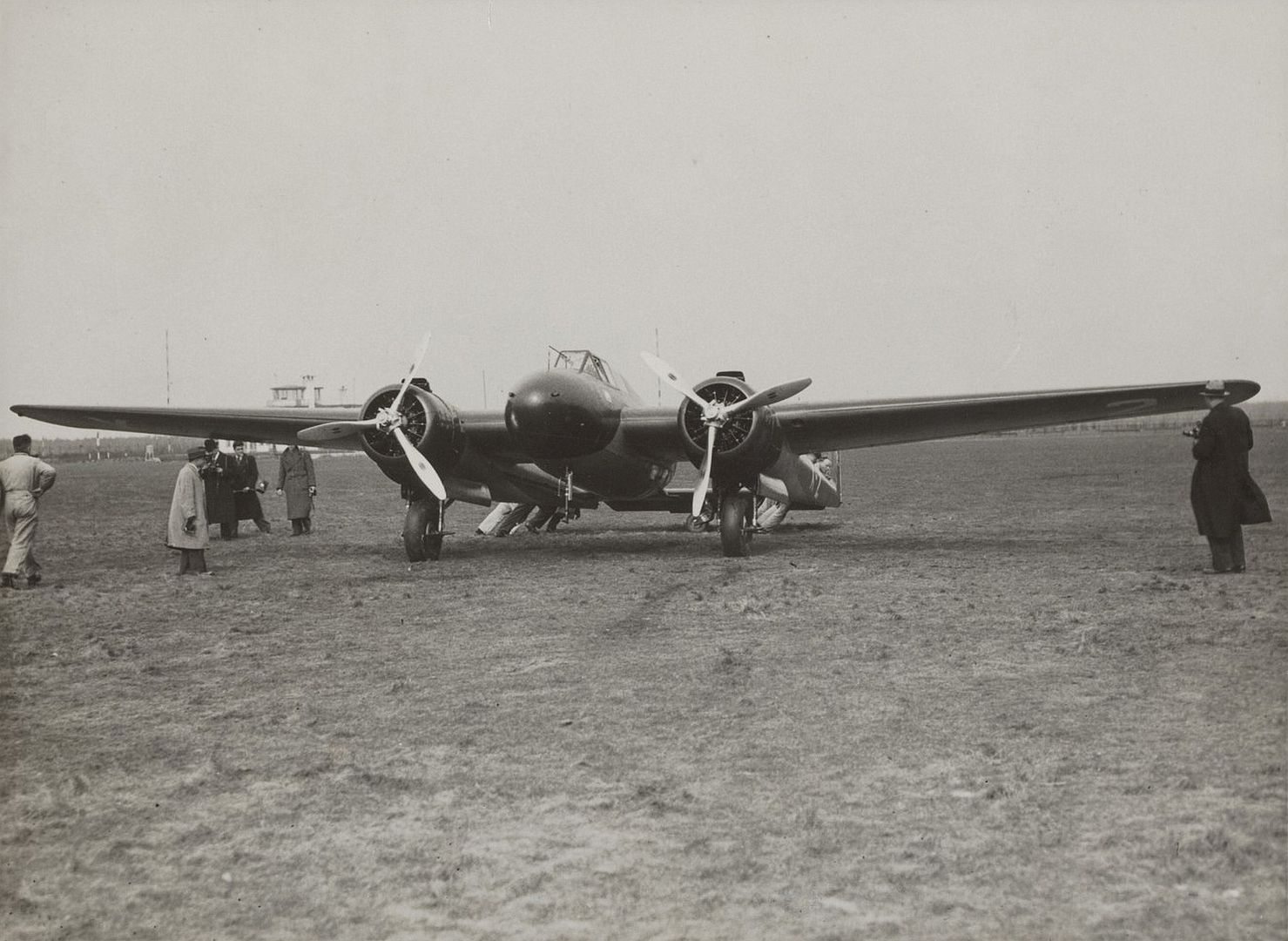 2 Front View 2 Front View