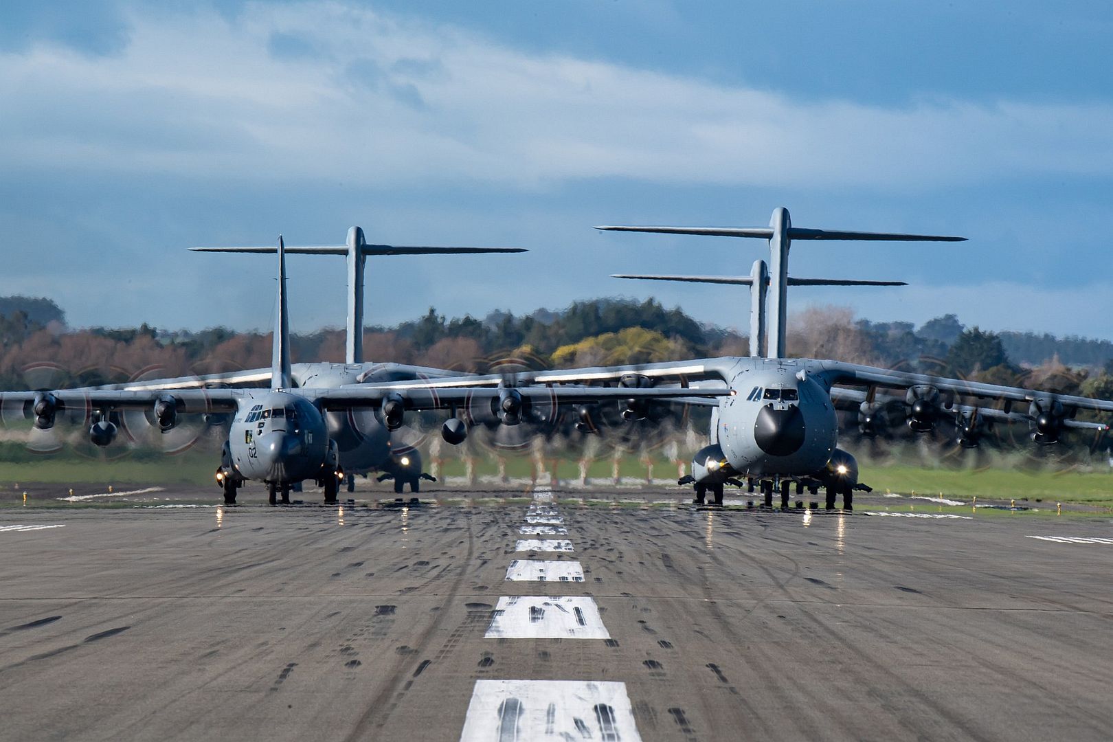 Formation Thunder Flight Formation Thunder Flight