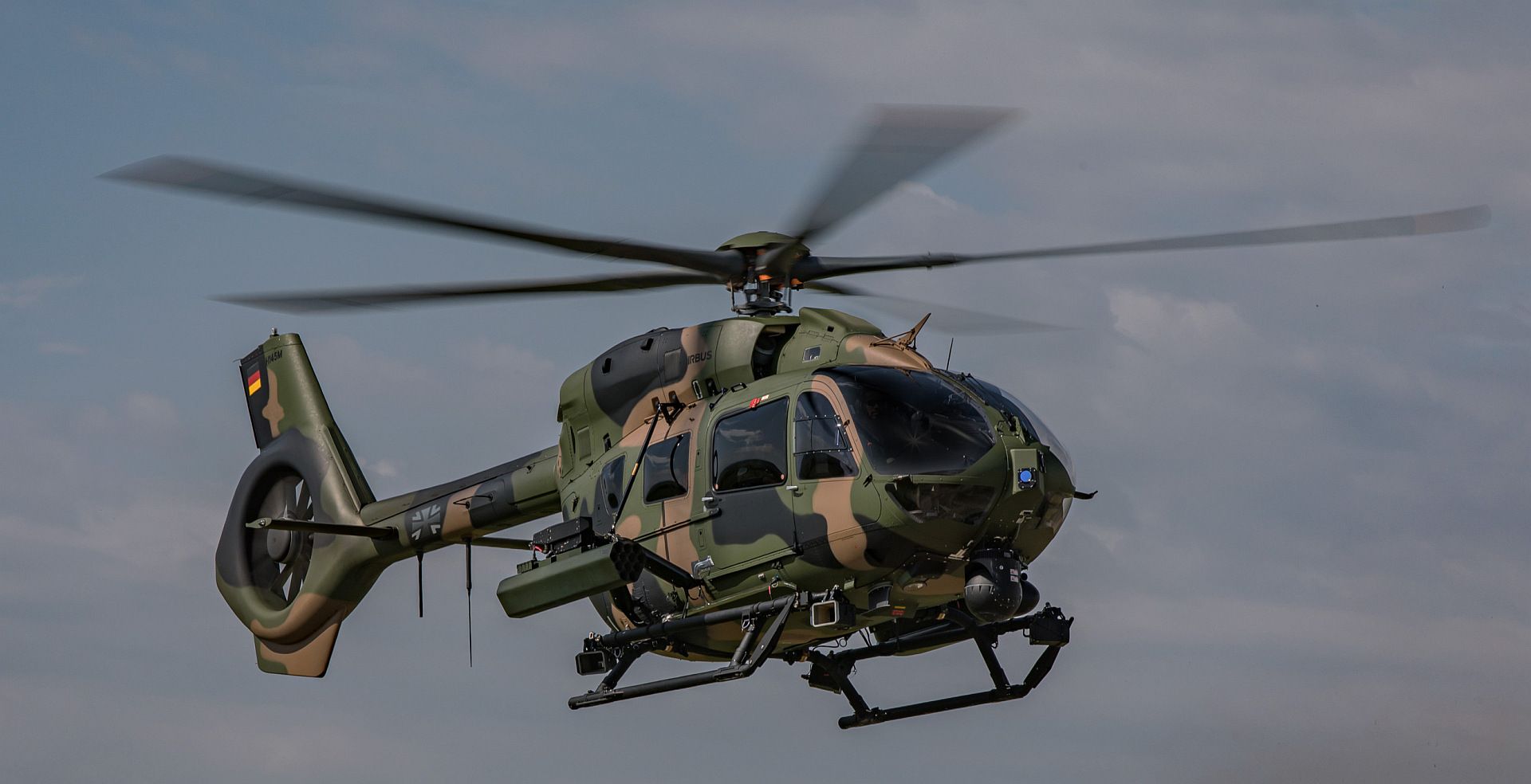 H145M 38DjqX3qzcokMo5FZy1V5k H145M 38DjqX3qzcokMo5FZy1V5k