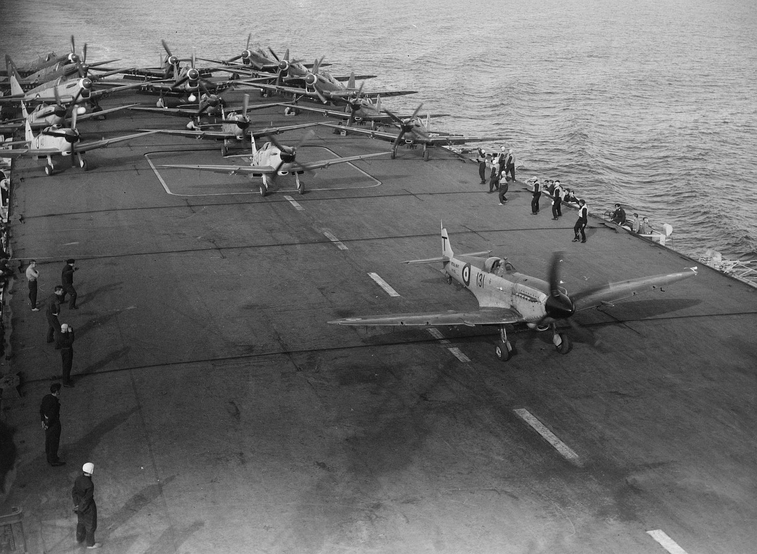 35 BNKs7exAGNEgWj5cFHy2c2 35 BNKs7exAGNEgWj5cFHy2c2