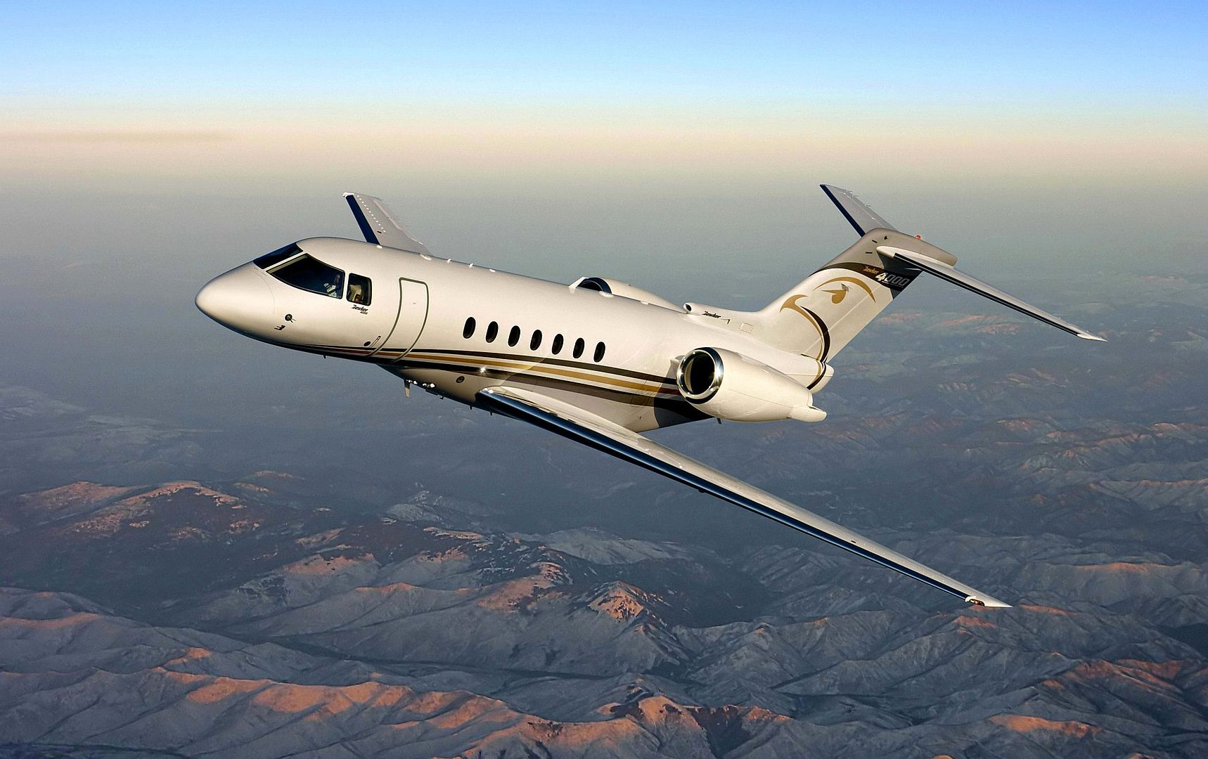 Hawker 4000 Business Jets Earns STC Approval Hawker 4000 Business Jets Earns STC Approval