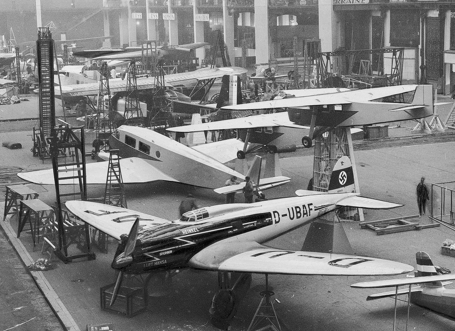 Heinkel He 70 Paris