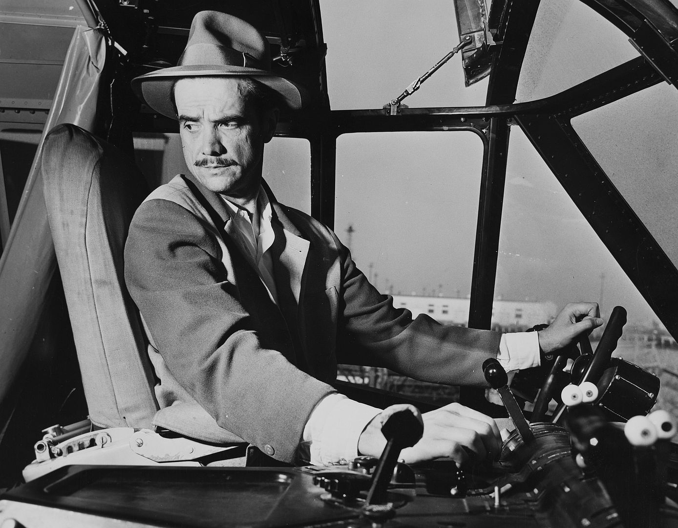 1 K5TFQ64BuTBErAuW1iyBbX 1 K5TFQ64BuTBErAuW1iyBbX