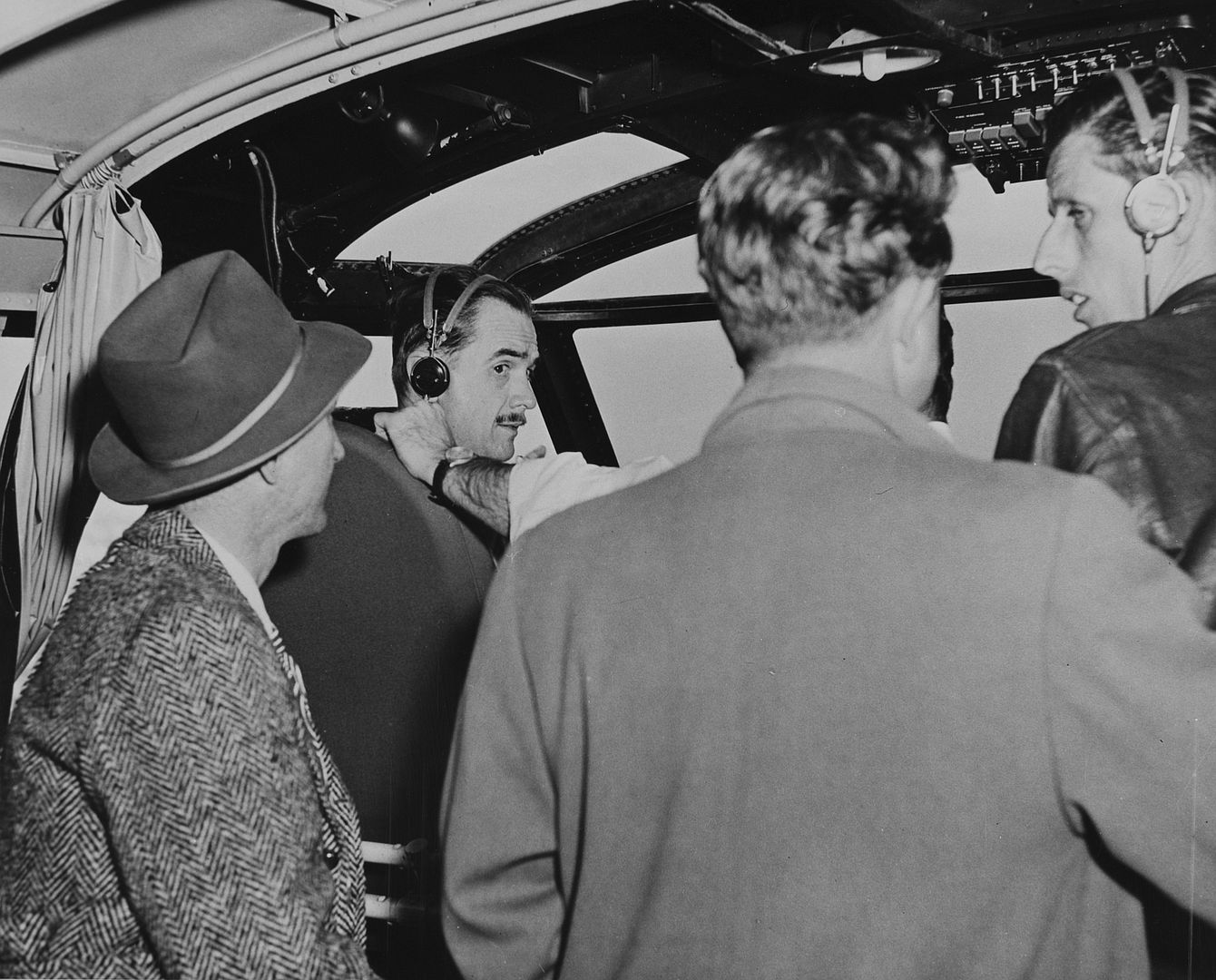 2 9N4fY9v2JAJ2WjoQPip5Rx 2 9N4fY9v2JAJ2WjoQPip5Rx