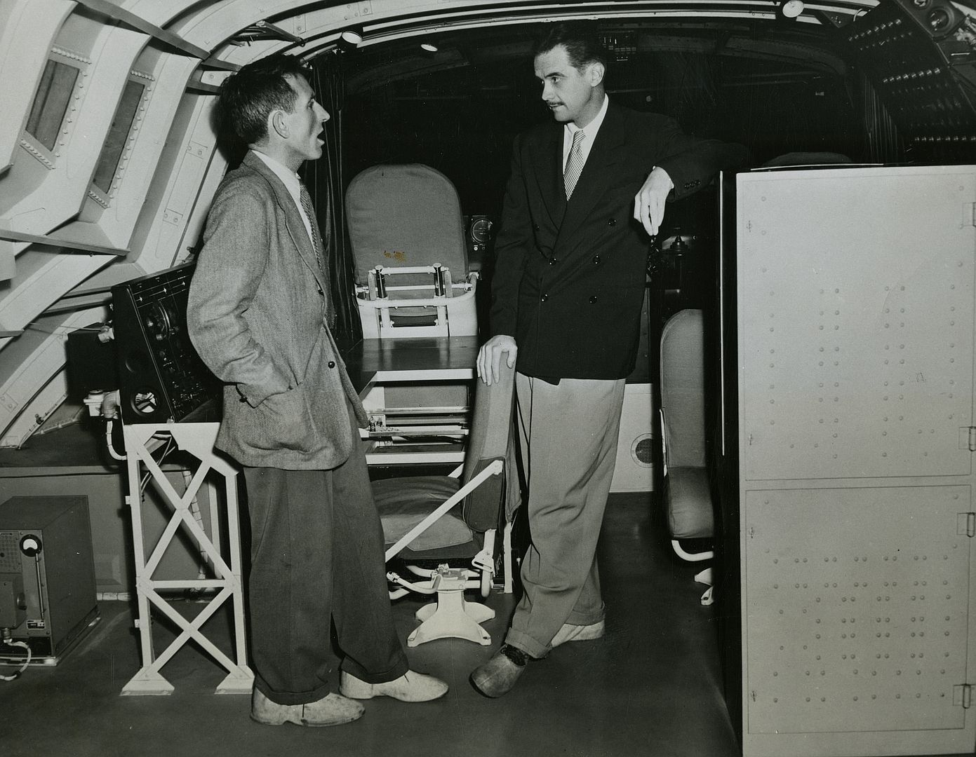 Howard Hughes And Earl Martyn In The Cockpit Of The Hughes Flying Boat Los Angeles Harbor 1947 Qavcfk64bSF8w5KJfFhLdd Howard Hughes And Earl Martyn In The Cockpit Of The Hughes Flying Boat Los Angeles Harbor 1947 Qavcfk64bSF8w5KJfFhLdd