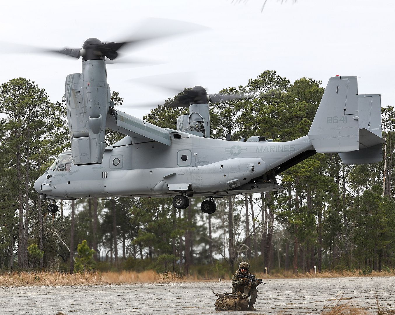 22 Osprey Tiltrotor Aircraft Fly Above Marine Corps Recruit Depot Parris Island South Carolina